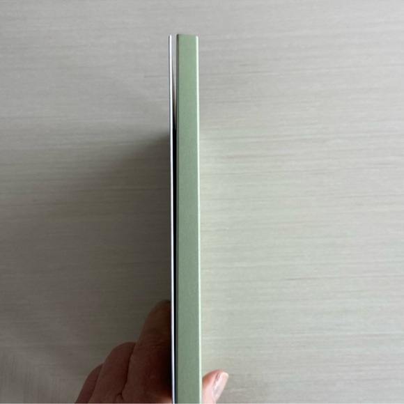 Van Cleef & Arpels Booklet new - Picture 11 of 11